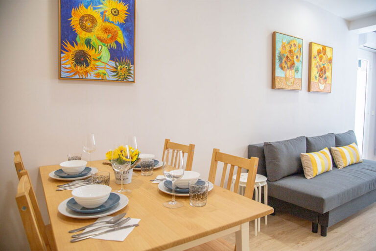apartamento-en-tarragona-centrico-comedor-1