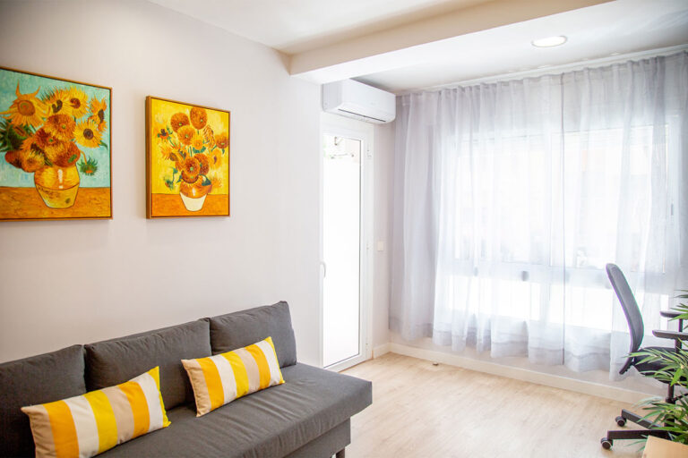 apartamento-en-tarragona-centrico-comedor-4