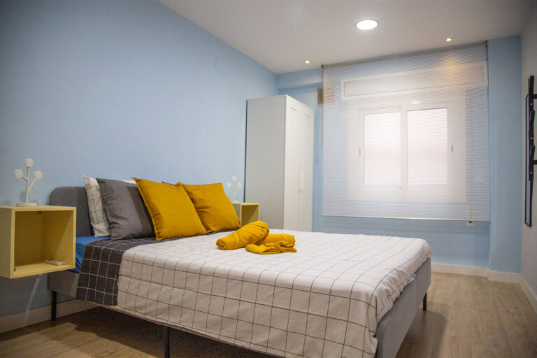 apartamento-en-tarragona-centrico-habitacion-azul-2